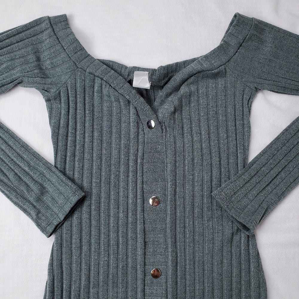 Windsor Muted Green Bodycon V-neck Sweater Dress